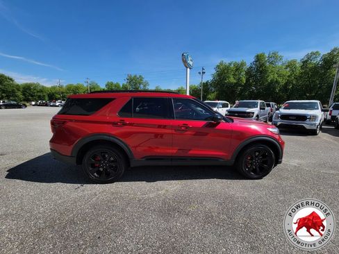 Used 2022 Ford Explorer ST w/ ST Street Pack AWD/4WD image 6