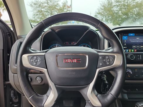 Used 2019 GMC Canyon SLE w/ SLE Convenience Package image 16