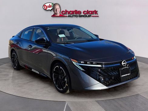 New 2026 Nissan Sentra SR w/ Floor Mat Package image 8