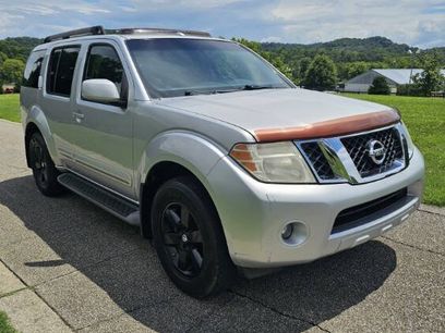 Used 2008 Nissan Pathfinder SE w/ Leather Pkg