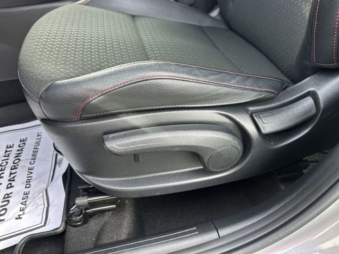 Used 2025 Kia Soul GT-Line image 12