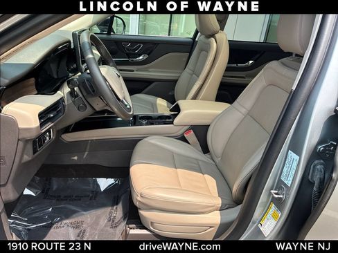 Certified 2023 Lincoln Corsair Reserve w/ Equipment Group 201A AWD/4WD image 12