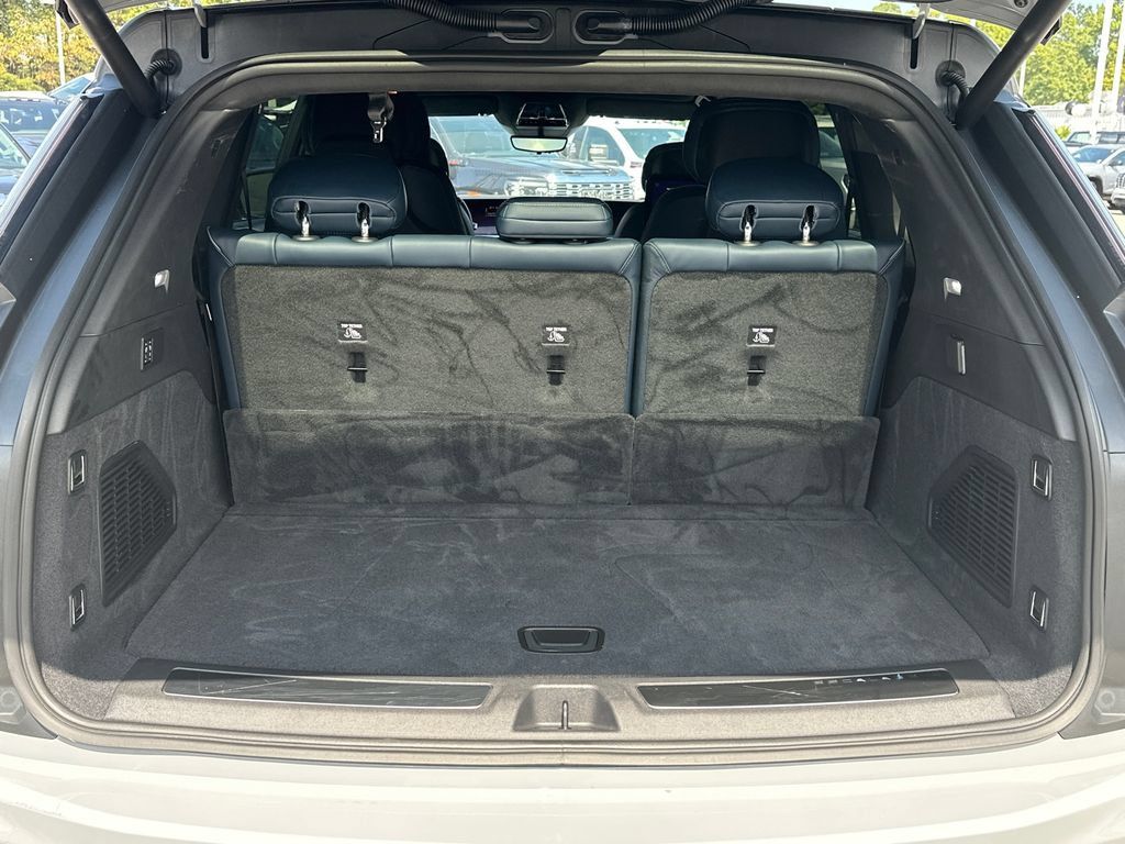 Certified 2026 Cadillac Escalade IQ Luxury 2 AWD/4WD image 18