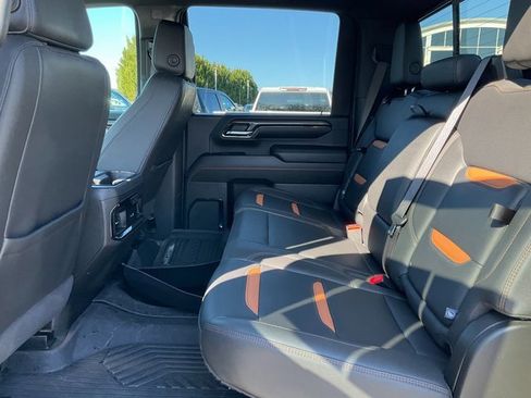 Used 2024 GMC Sierra 2500 AT4 w/ AT4 Premium Plus Package image 16
