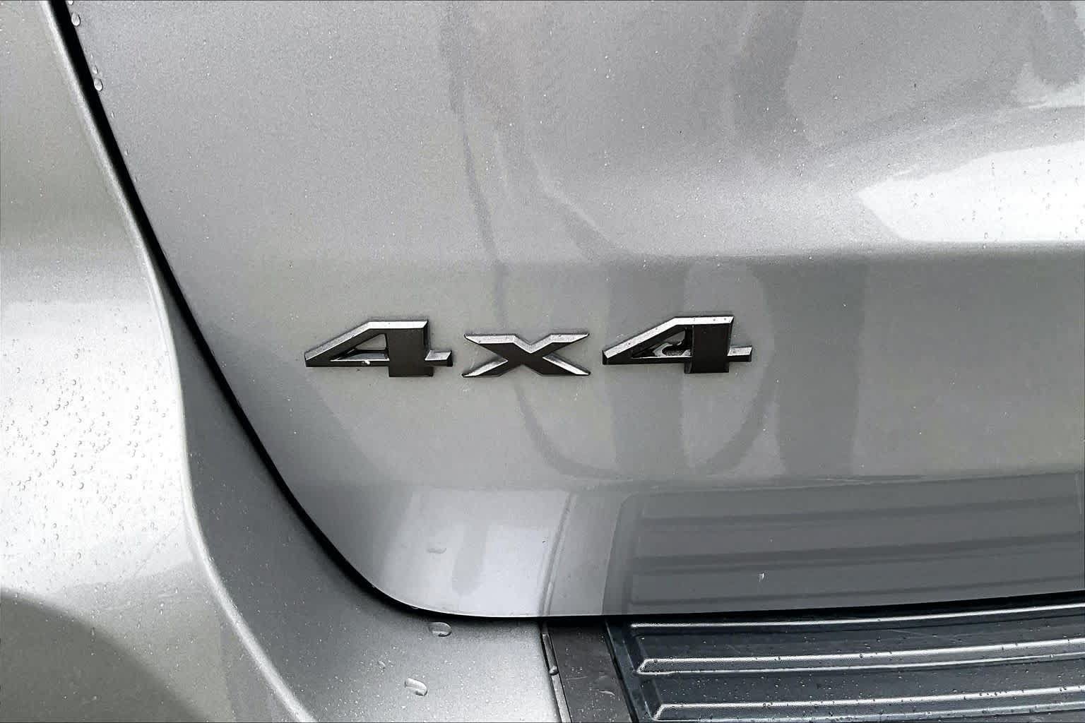 Used 2020 Jeep Grand Cherokee High Altitude AWD/4WD image 9