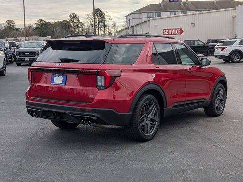 New 2026 Ford Explorer ST w/ Sun And Sound Package image 9