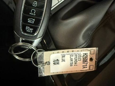 Used 2023 Hyundai Elantra Limited w/ Cargo Package FWD image 44