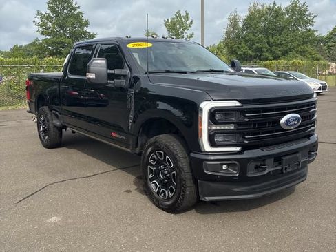 Used 2025 Ford F350 Platinum w/ FX4 Off-Road Package AWD/4WD image 4
