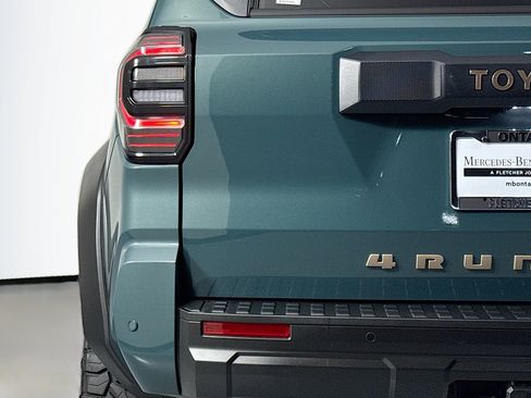 Used 2025 Toyota 4Runner TRD Off-Road Premium image 15