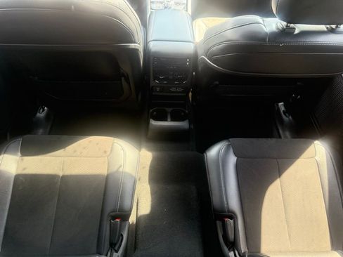 Certified 2024 Jeep Grand Cherokee L Altitude image 42