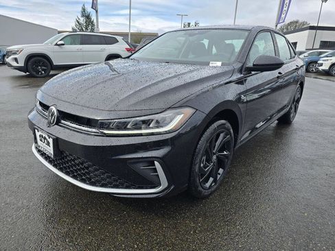New 2026 Volkswagen Jetta SE FWD image 7