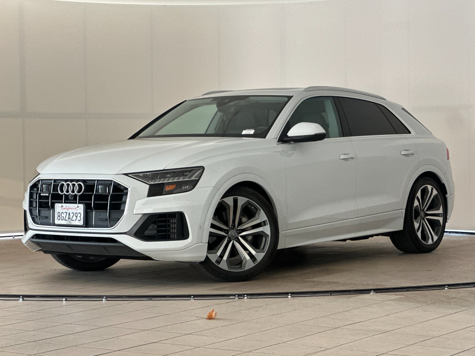 Used 2018 Audi Q7 2.0T Premium Plus w/ Premium Plus Package AWD/4WD image 2
