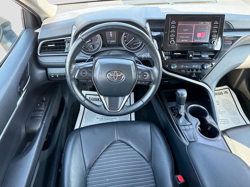 Used 2023 Toyota Camry SE image 16