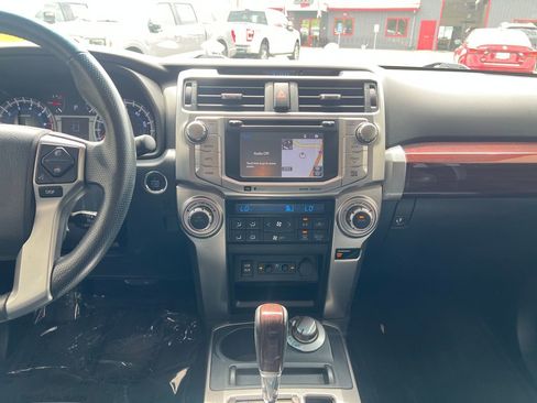 Used 2019 Toyota 4Runner Limited AWD/4WD image 32