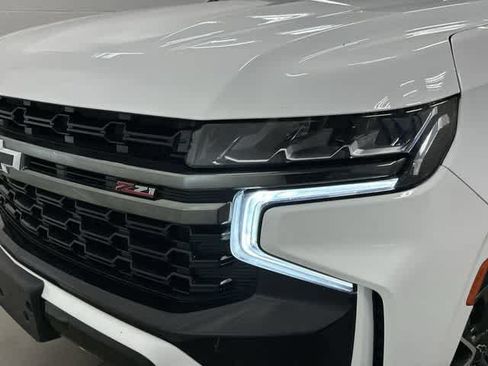 Used 2022 Chevrolet Tahoe Z71 w/ Luxury Package AWD/4WD image 32