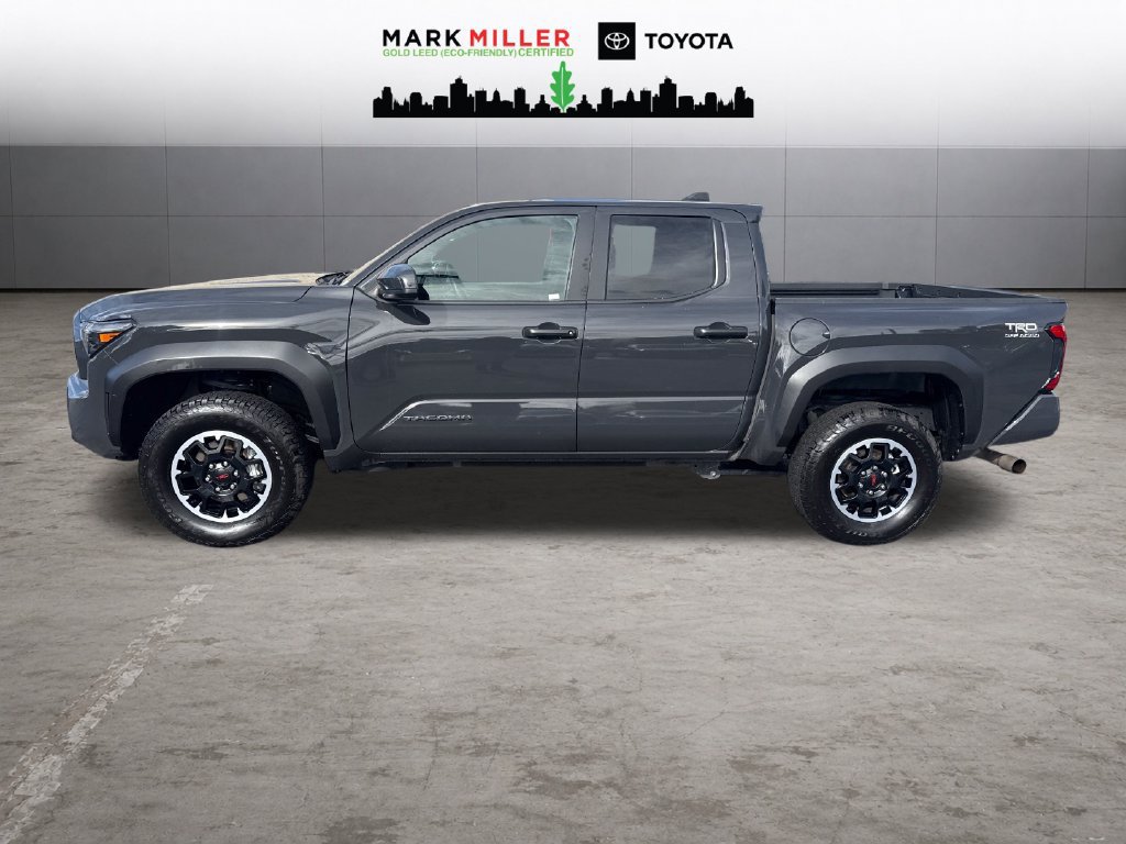 Certified 2025 Toyota Tacoma TRD Off-Road AWD/4WD image 2