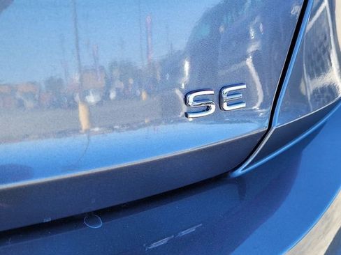 New 2026 Volkswagen Jetta SE FWD image 10