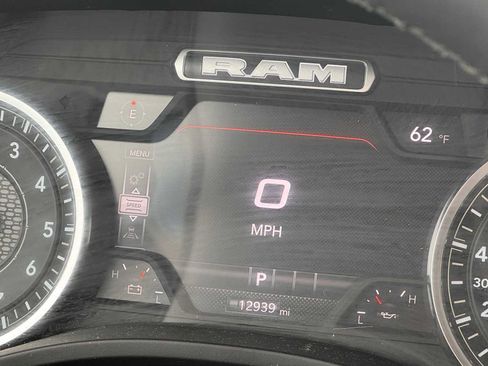 Used 2025 RAM 1500 Big Horn AWD/4WD image 17