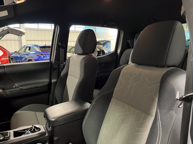 Used 2023 Toyota Tacoma TRD Sport w/ Advanced Technology Package AWD/4WD image 24