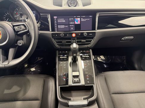 Certified 2026 Porsche Macan S AWD/4WD image 19