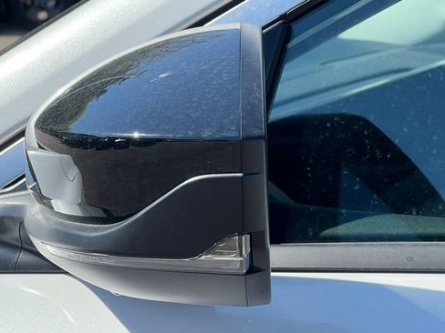 New 2026 Nissan Sentra SR w/ Floor Mat Package FWD image 36