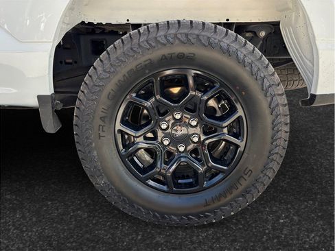 Used 2025 Ford F150 XLT w/ Equipment Group 301A Standard AWD/4WD image 12