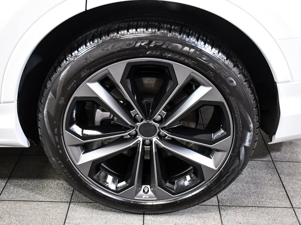 Used 2026 Audi Q7 3.0T Premium Plus w/ Premium Plus Package AWD/4WD image 8