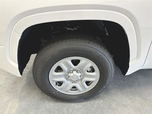 Used 2024 Toyota Tundra SR image 11