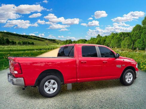 Used 2019 RAM 1500 Classic SLT AWD/4WD image 6