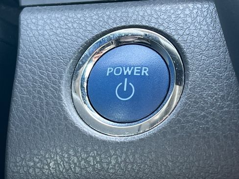 Certified 2021 Toyota Camry LE FWD image 21