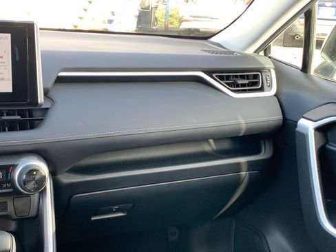 Used 2025 Toyota RAV4 LE image 34