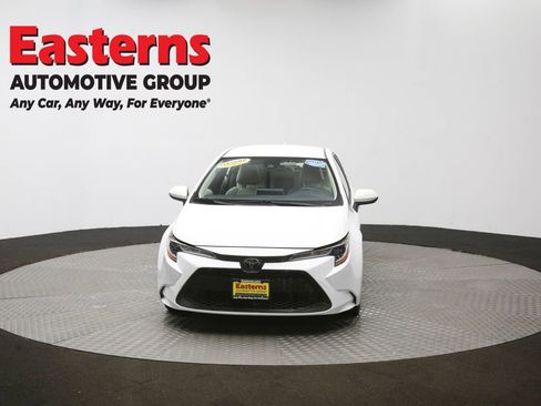 Used 2020 Toyota Corolla LE image 52