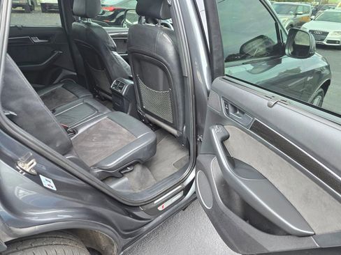 Used 2016 Audi SQ5 Prestige w/ Prestige Package image 13