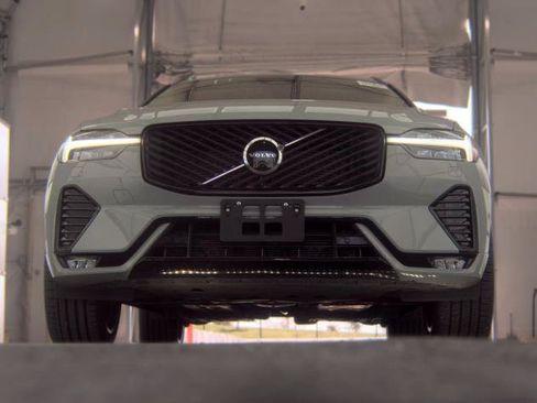 Used 2026 Volvo XC60 B5 Ultra AWD/4WD image 6