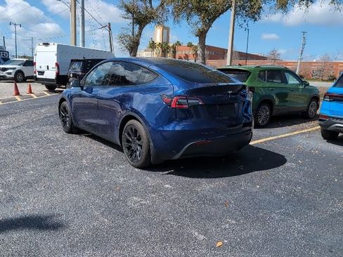 Used 2021 Tesla Model Y Long Range image 4