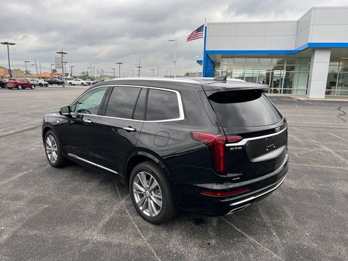 Used 2024 Cadillac XT6 Premium Luxury w/ Technology Package AWD/4WD image 29