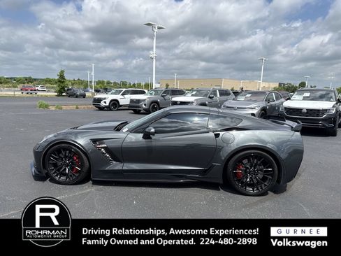 Used 2019 Chevrolet Corvette Z06 RWD image 6