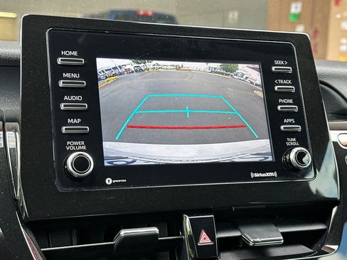 Used 2022 Toyota Camry LE FWD image 19