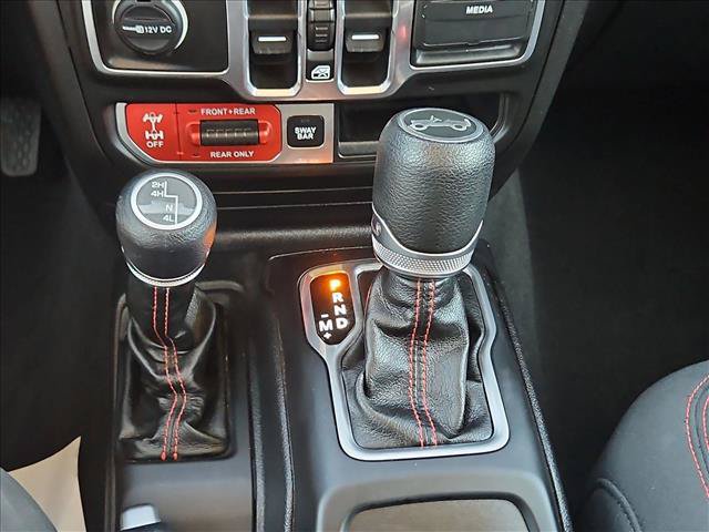 Used 2018 Jeep Wrangler Unlimited Rubicon AWD/4WD image 12