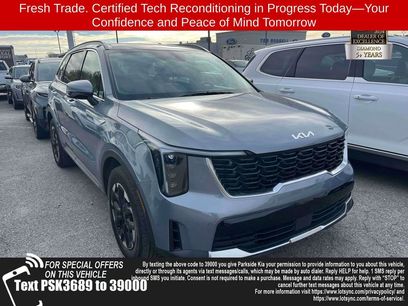 Used 2025 Kia Sorento S w/ Panoramic Sunroof Package
