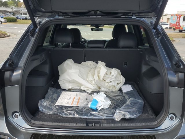 New 2026 Volkswagen Tiguan SE R-Line AWD/4WD image 8