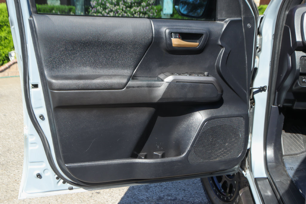 Used 2019 Toyota Tacoma TRD Sport RWD image 14