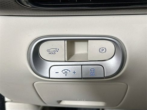 Used 2023 Genesis GV60 Advanced image 26