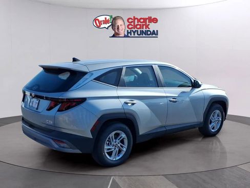New 2026 Hyundai Tucson SE image 5