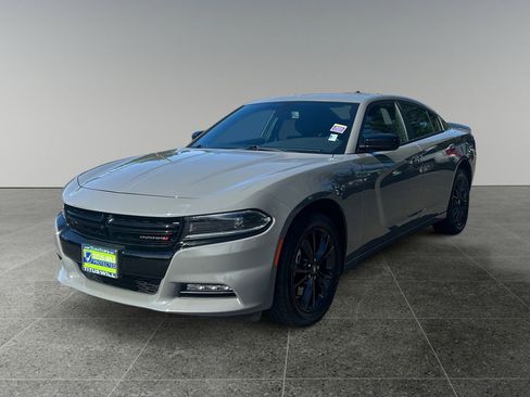 Used 2023 Dodge Charger SXT w/ Blacktop Package AWD/4WD image 3