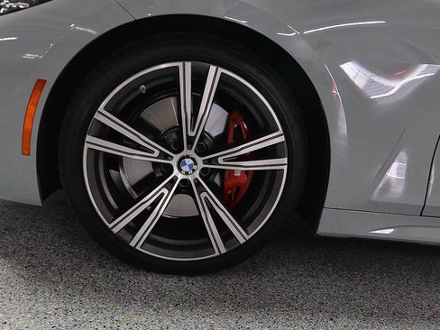 Used 2023 BMW 430i Coupe w/ M Sport Package RWD image 5