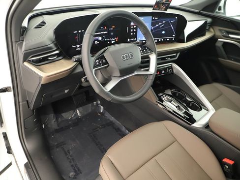 New 2025 Audi Q5 Premium AWD/4WD image 15
