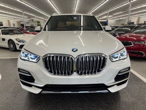 Used 2019 BMW X5 xDrive40i w/ Executive Package AWD/4WD image 3