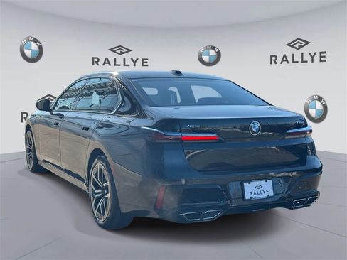 Certified 2023 BMW 760i xDrive w/ Executive Package image 5