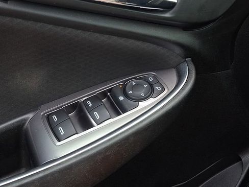 Used 2021 Chevrolet Malibu LT FWD image 22